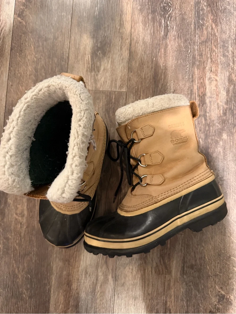Sorel Tan and Black Women's Winter Lace-Up Boots with Fleece Collar